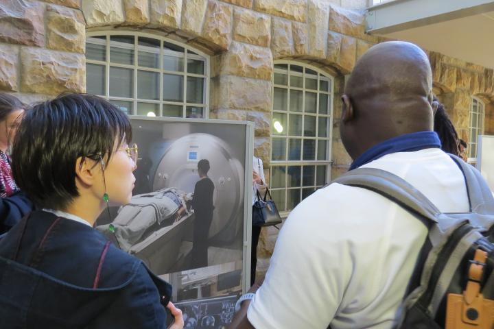 discovery picture presentation