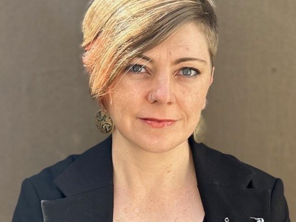 Dr Caron Jacobs