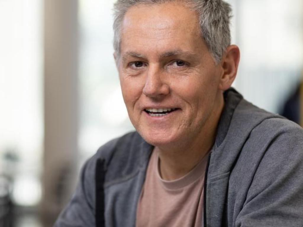Prof Darren Martin