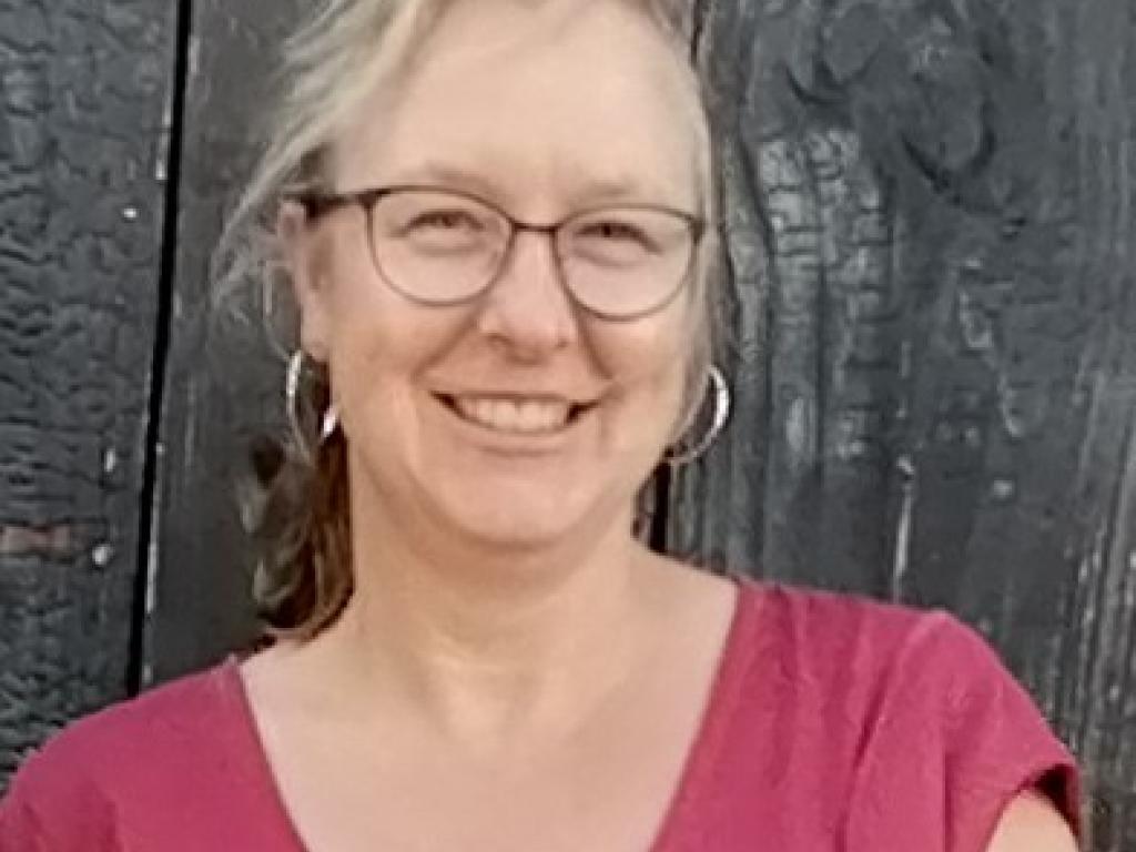 Dr Celeste de Vaal