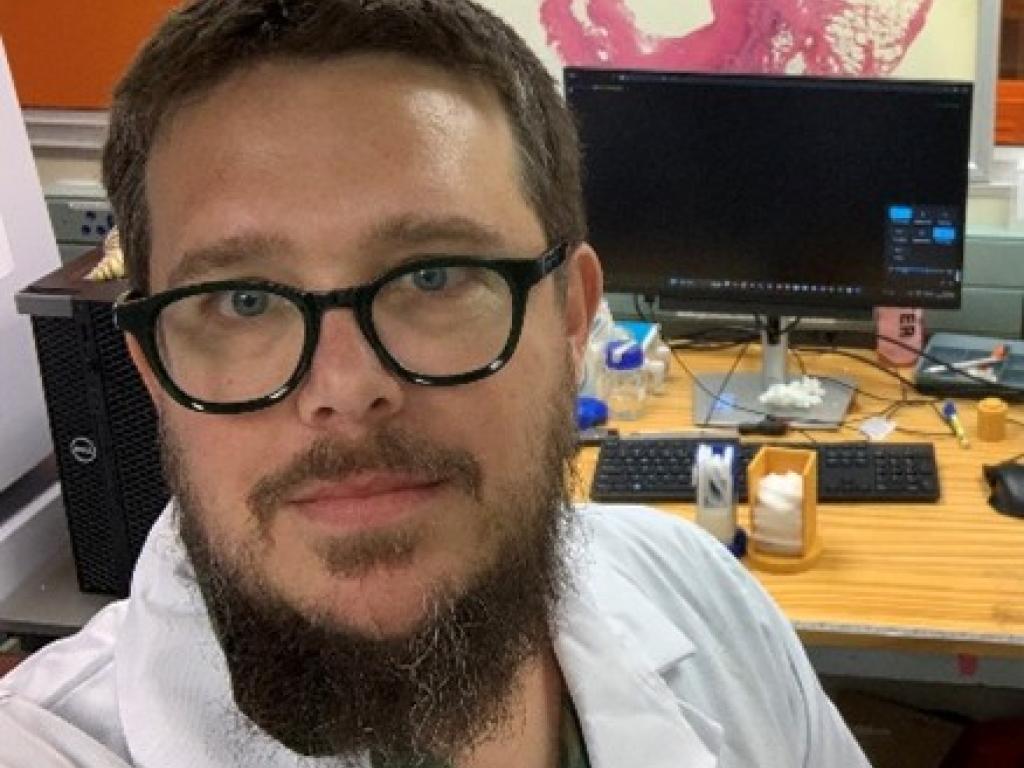 Dirk Lampert